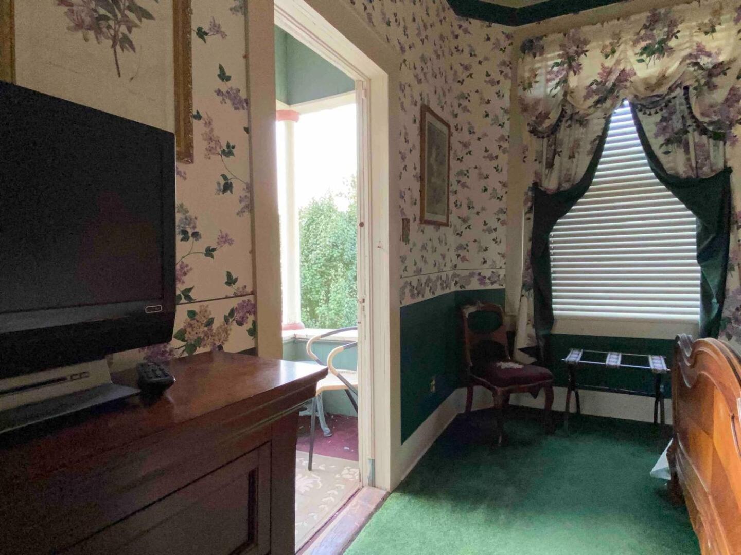 Four Winds Victorian Venue & Suites Bonham Экстерьер фото